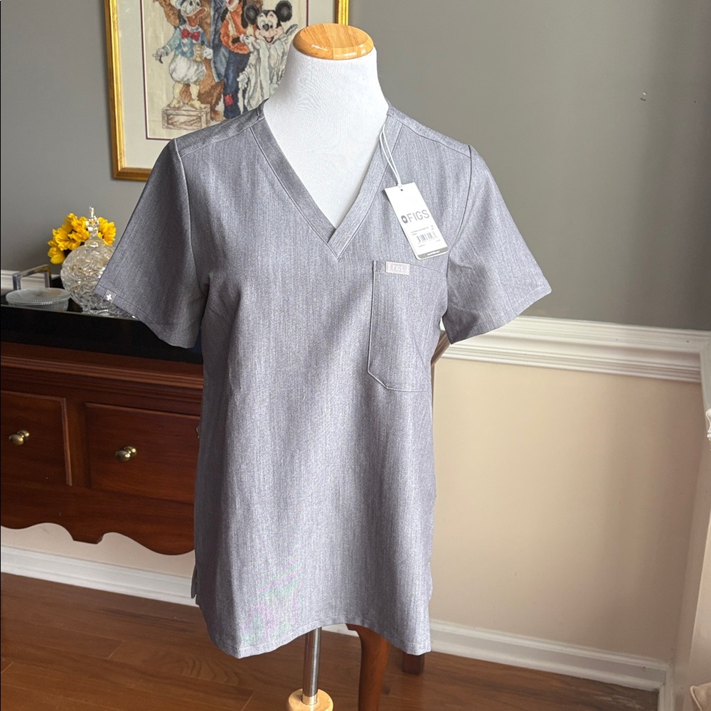 FIGS Gray Catarina Scrub Top